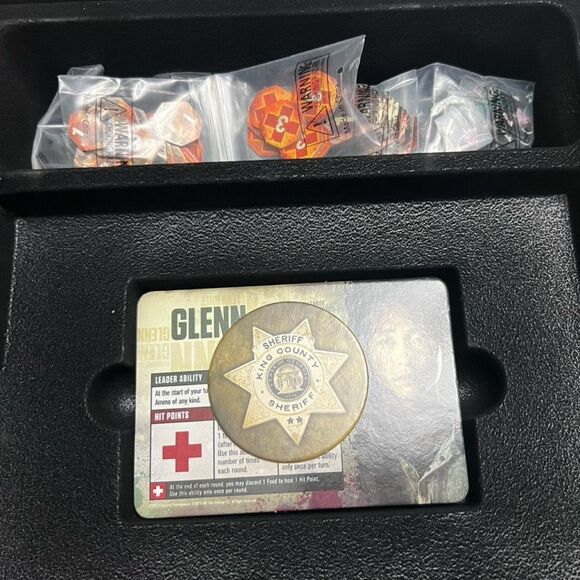 Cryptozoic Entertainment The Walking Dead: The Best Defense Game - Picture 6 of 10